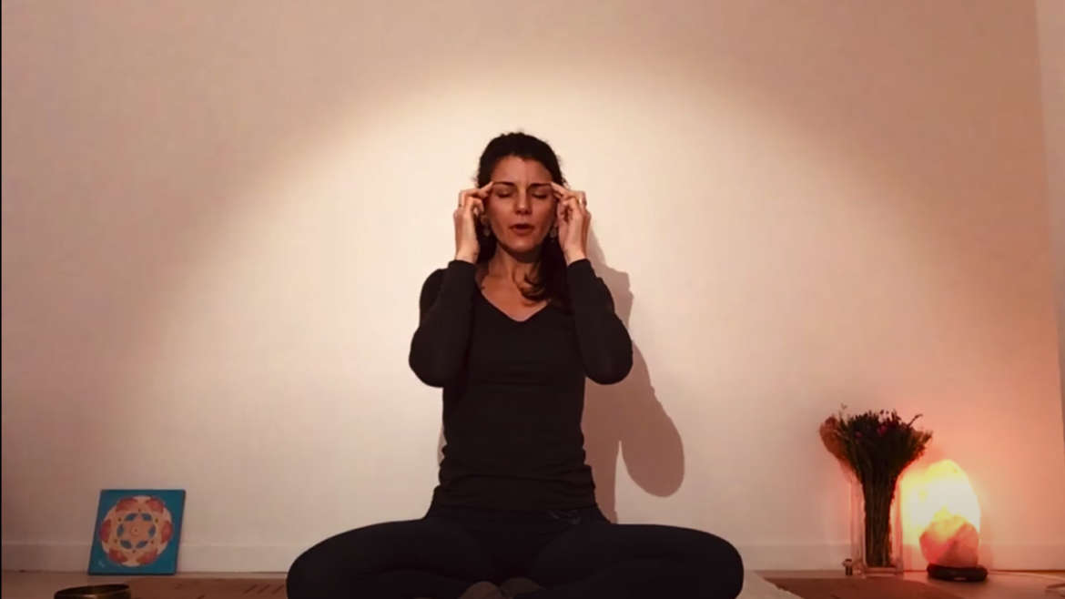 Yoga pour épaules, cou et visage